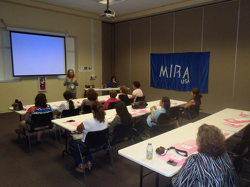 MIRA USA Supports Campaign for Breast Cancer Prevention Among Hispanic Women